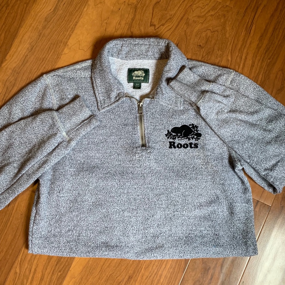 Light grey roots quarter zip